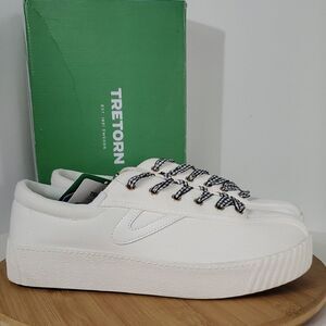 Tretorn NY Lite Bold White Canvas Platform Sneakers Gingham Ribbon Laces W10